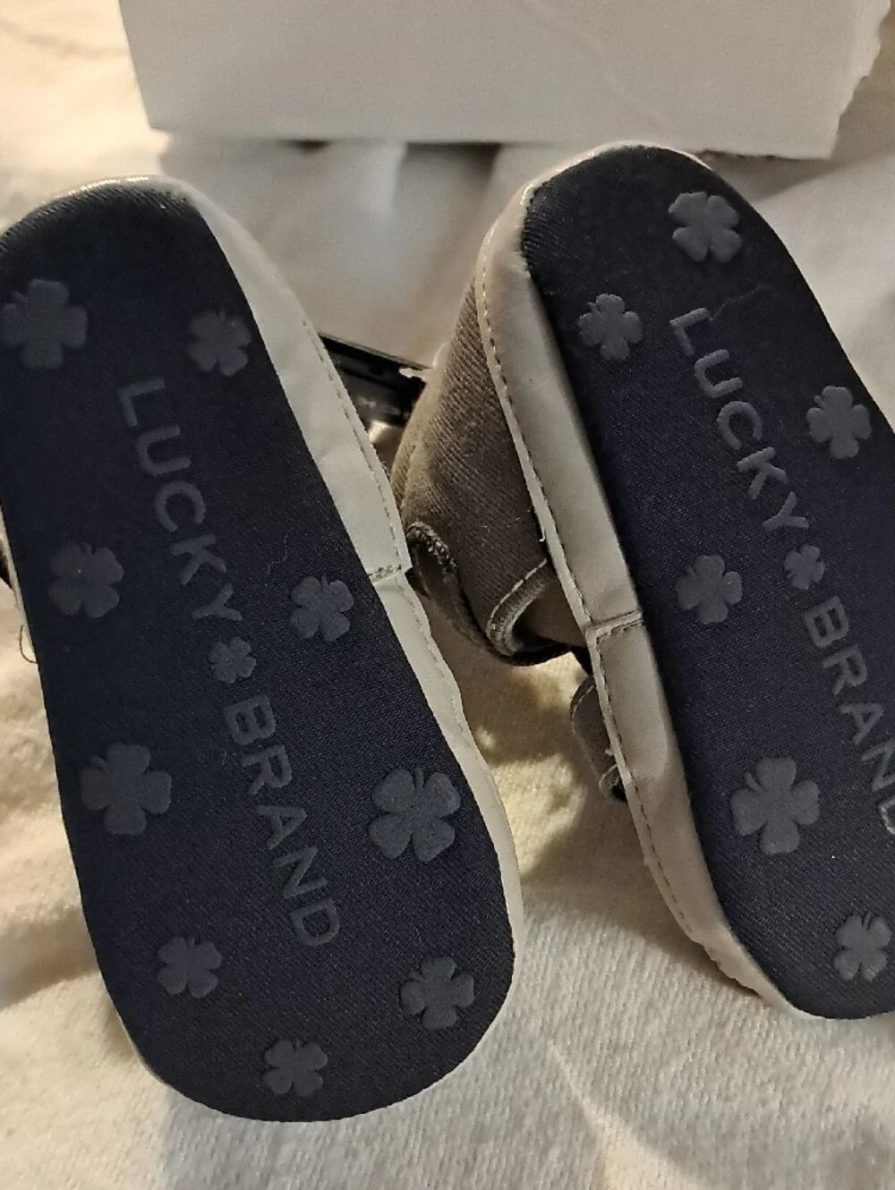 Lucky Brand Gray Canvas Baby Walker Sandals